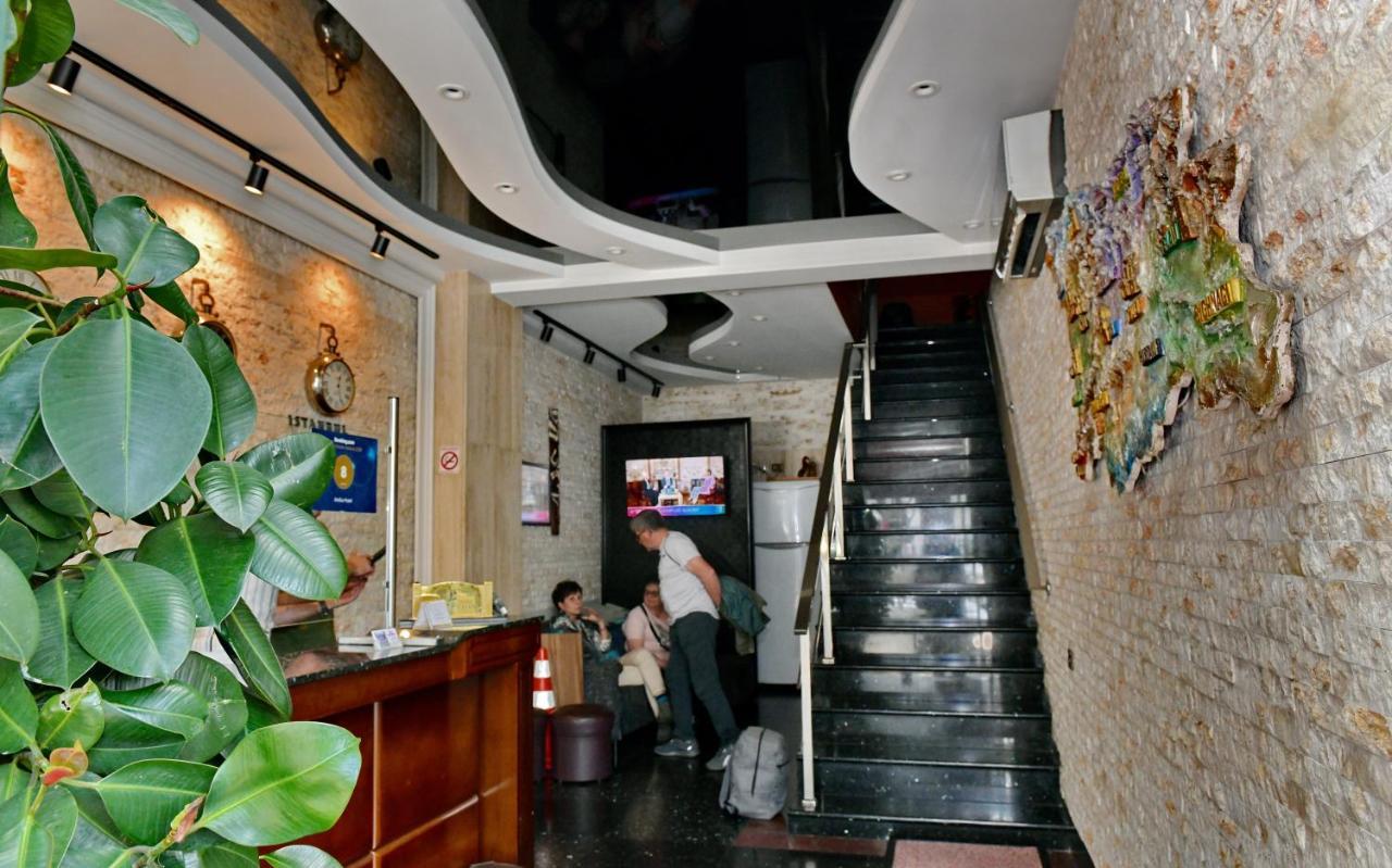 安蒂卡酒店 巴统 外观 照片